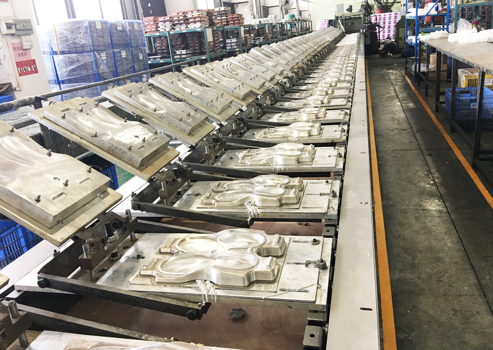 https://fusgo.com/wp-content/uploads/2022/08/PU-Cold-Mold-Production-Line-2-2-1.jpg